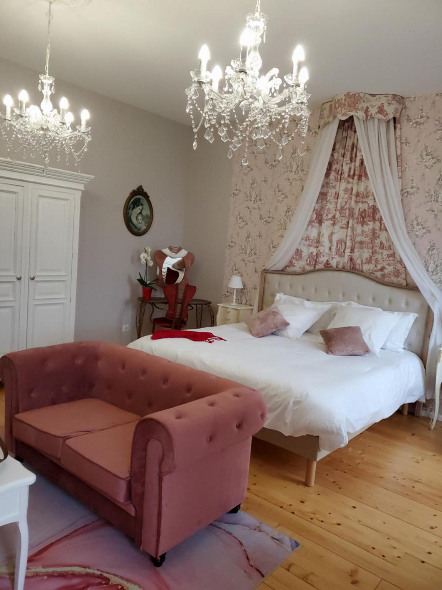 Bed and Breakfast Domaine De La Gemoliere Gémozac Exteriér fotografie